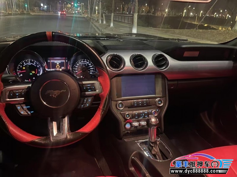 19年福特野马轿车抵押车出售