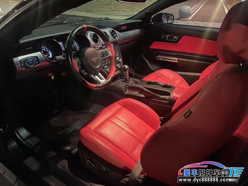 19年福特野马轿车抵押车出售