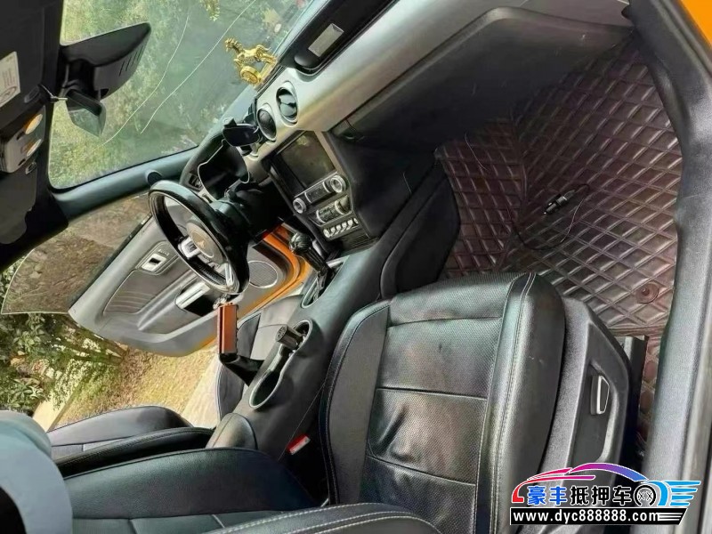 19年福特野马轿车抵押车出售