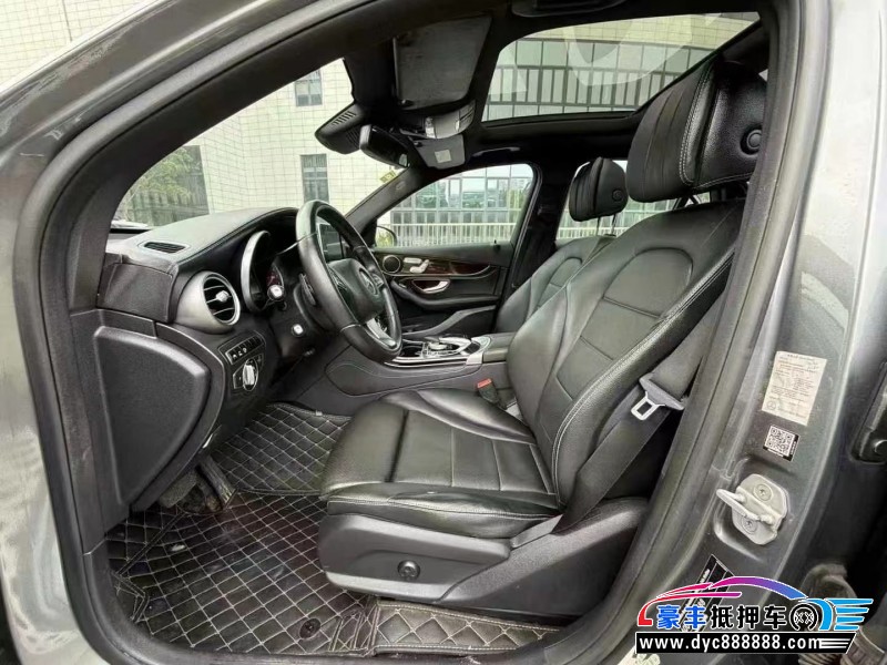 16年奔驰GLC轿车抵押车出售