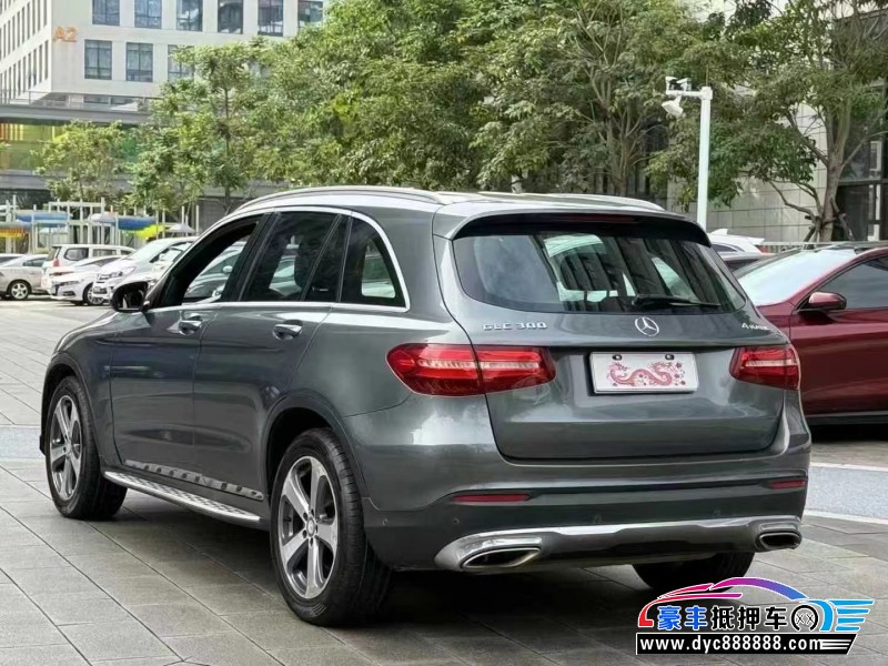 16年奔驰GLC轿车抵押车出售