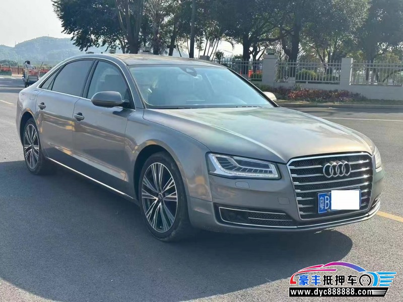 11年奥迪A8L轿车抵押车出售
