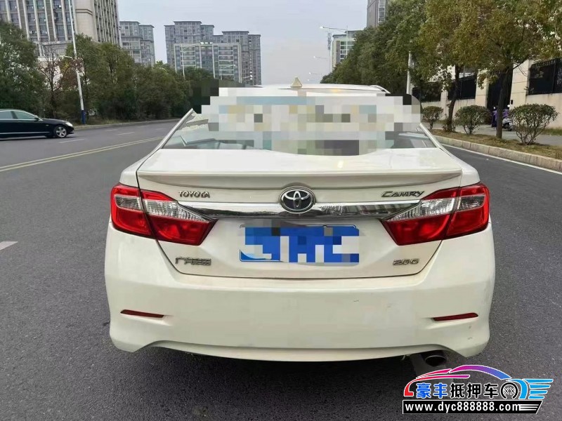 14年丰田凯美瑞轿车抵押车出售