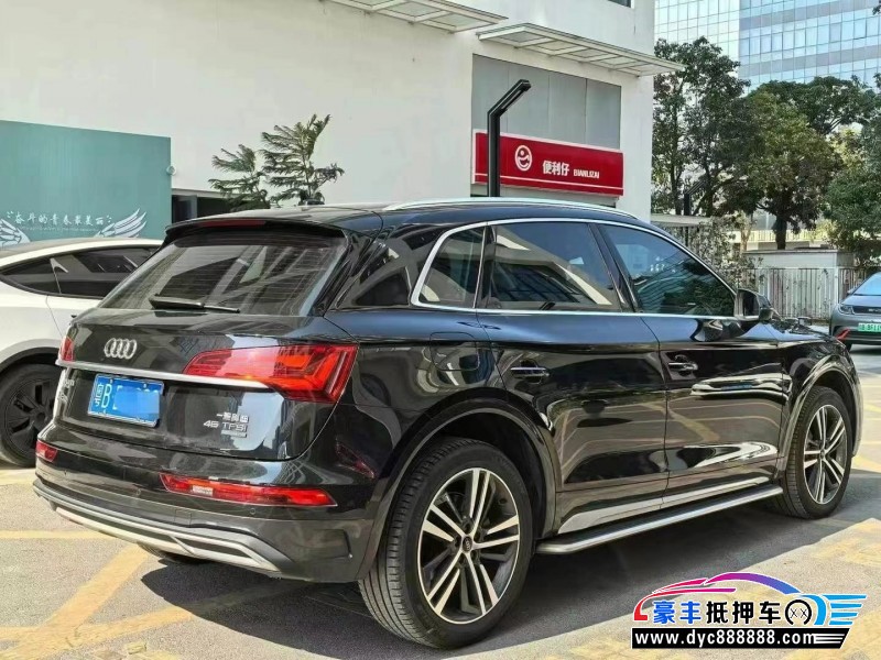 21年奥迪Q5轿车抵押车出售