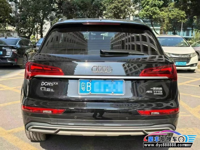 21年奥迪Q5轿车抵押车出售