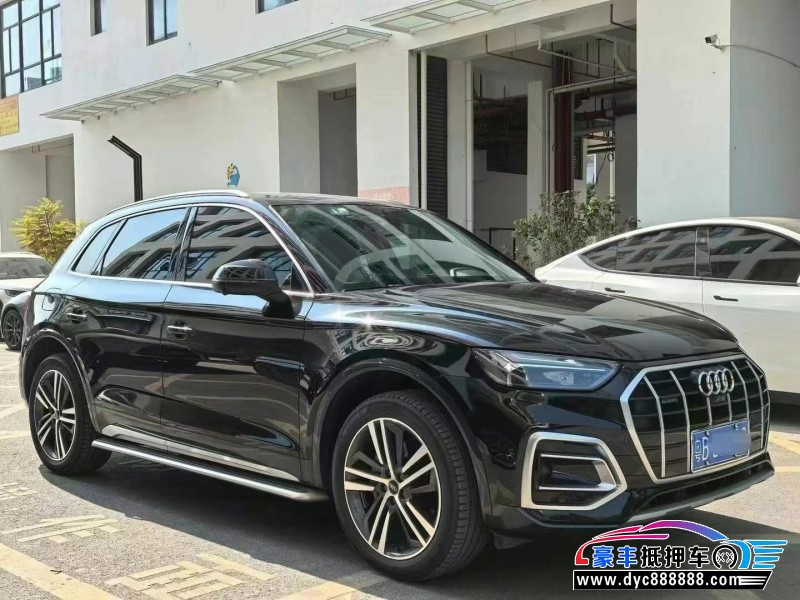 21年奥迪Q5轿车抵押车出售