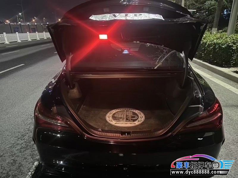 19年奔驰GLA  AMG轿车抵押车出售