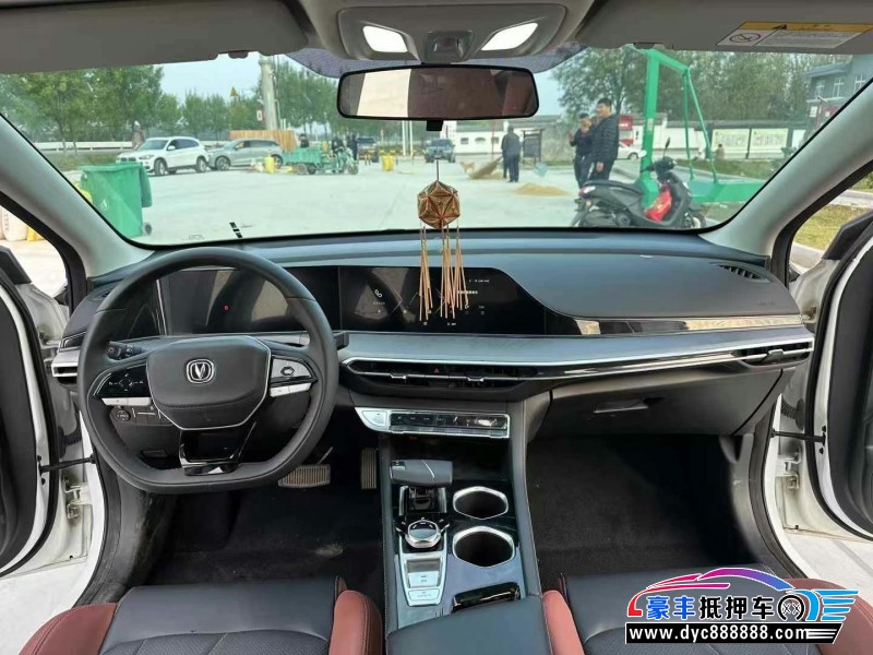 23年长安逸动轿车抵押车出售