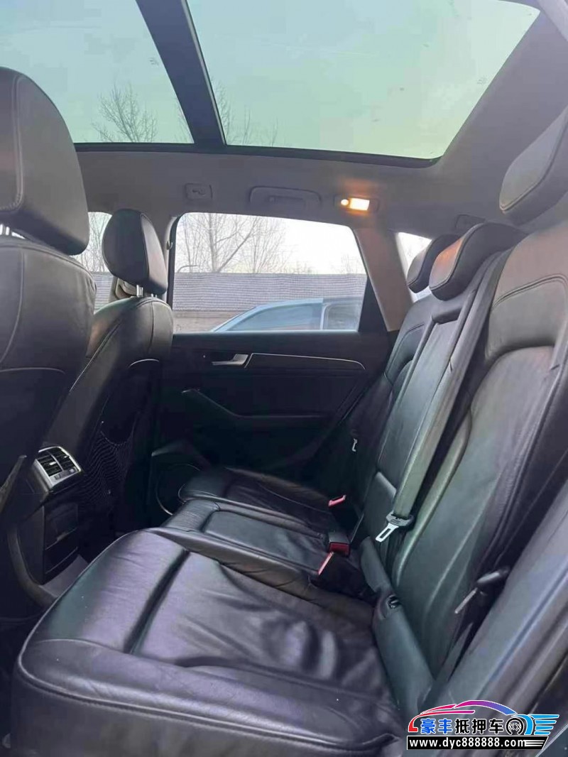 14年奥迪Q5轿车抵押车出售