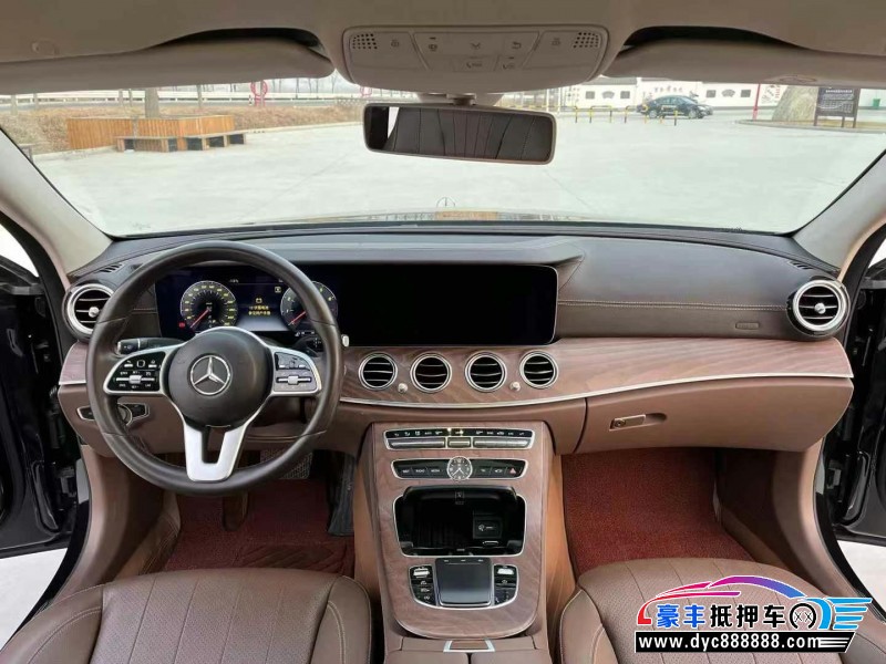 19年奔驰E轿车抵押车出售