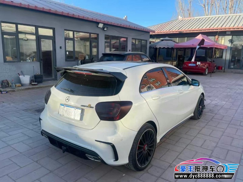 15年奔驰A轿车抵押车出售