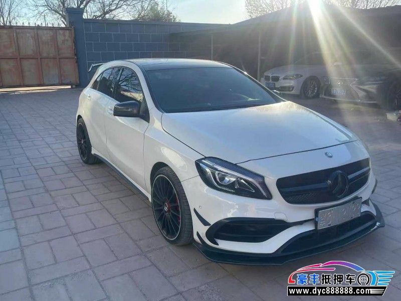 15年奔驰A轿车抵押车出售