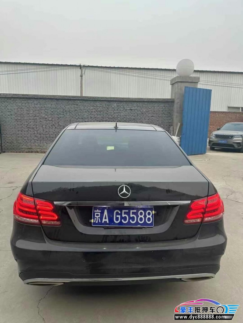 14年奔驰E轿车抵押车出售