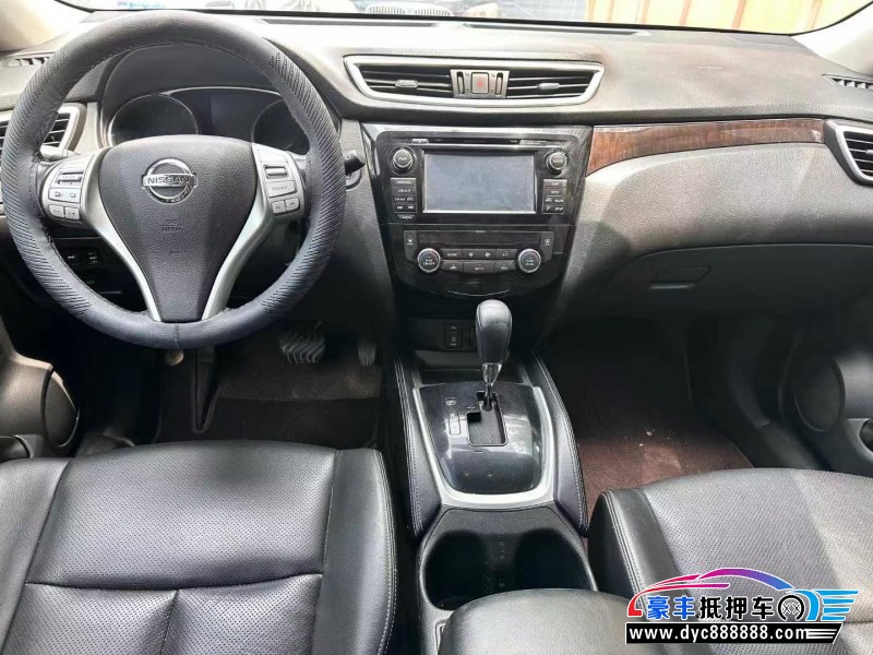 14年日产奇骏SUV抵押车出售