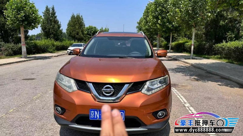 14年日产奇骏SUV抵押车出售