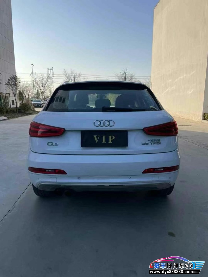 13年奥迪Q3轿车抵押车出售