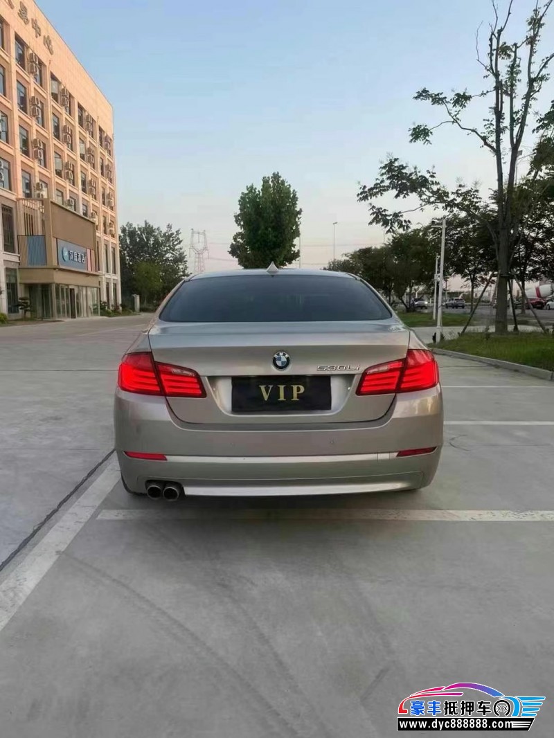 13年宝马5系轿车抵押车出售