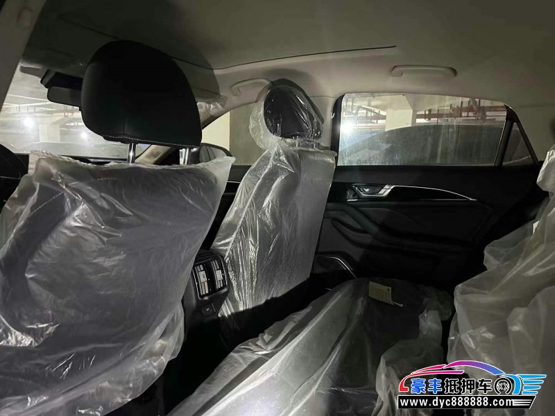 23年奔腾B70轿车抵押车出售