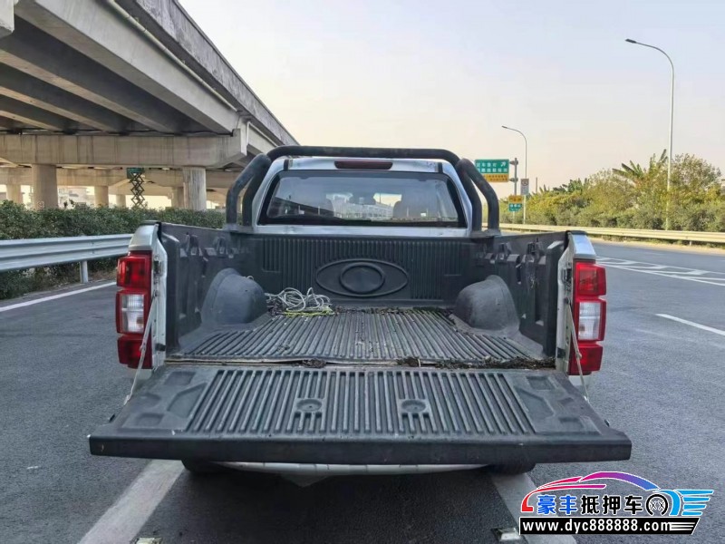 19年长城风骏7轿车抵押车出售