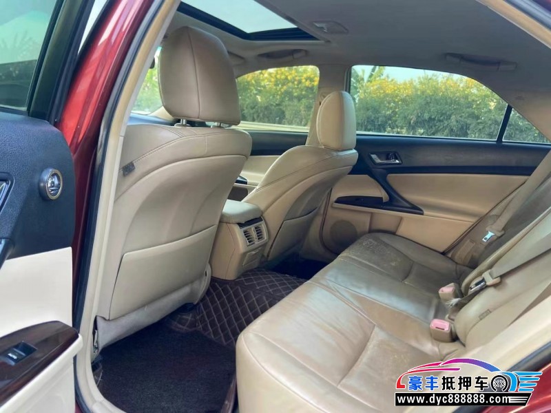 12年丰田锐志轿车抵押车出售