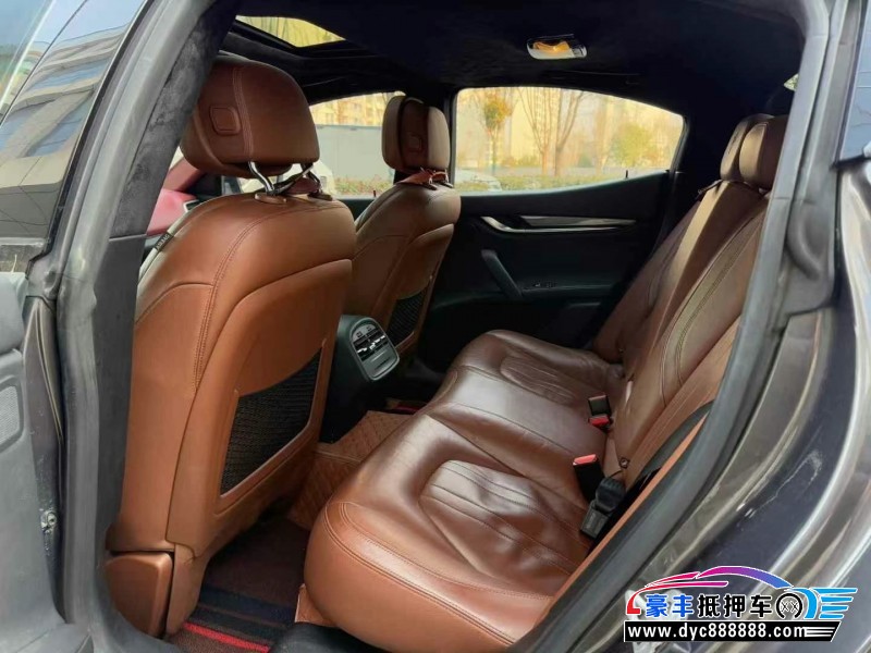 17年玛莎拉蒂Ghibli轿车抵押车出售