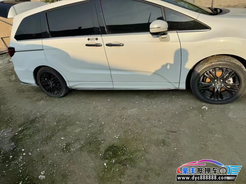 22年本田奥德赛轿车抵押车出售