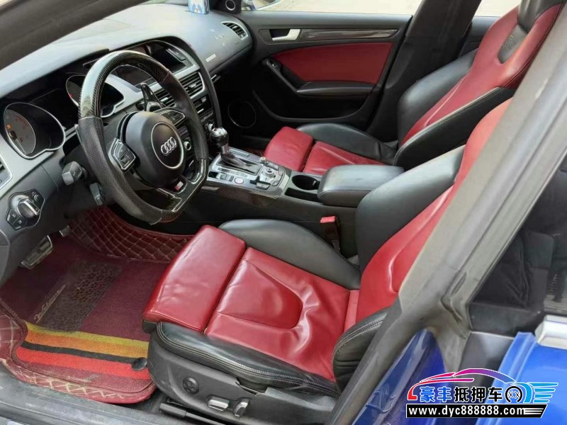 14年奥迪S5轿车抵押车出售