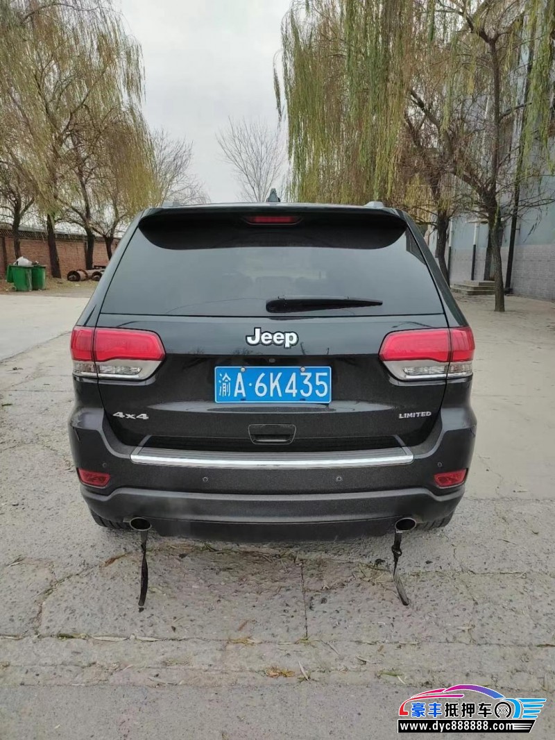 14年Jeep大切诺基轿车抵押车出售