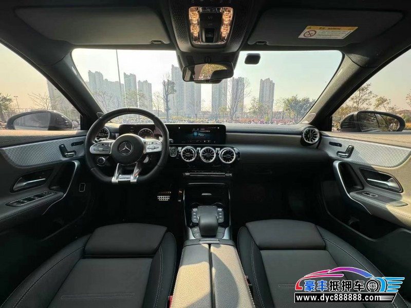 23年奔驰A级AMG轿车抵押车出售