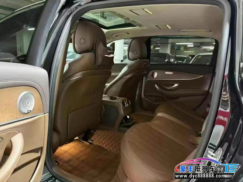 18年奔驰E轿车抵押车出售