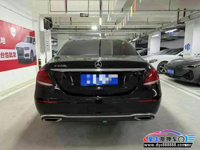 18年奔驰E轿车抵押车出售