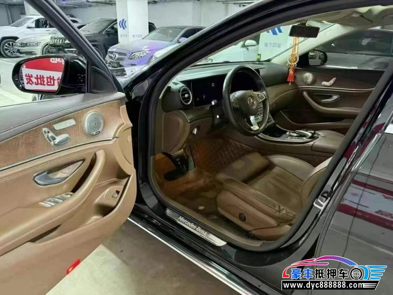 18年奔驰E轿车抵押车出售
