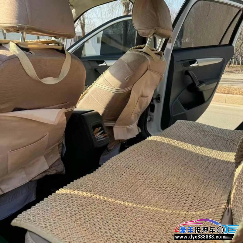 16年大众朗行轿车抵押车出售