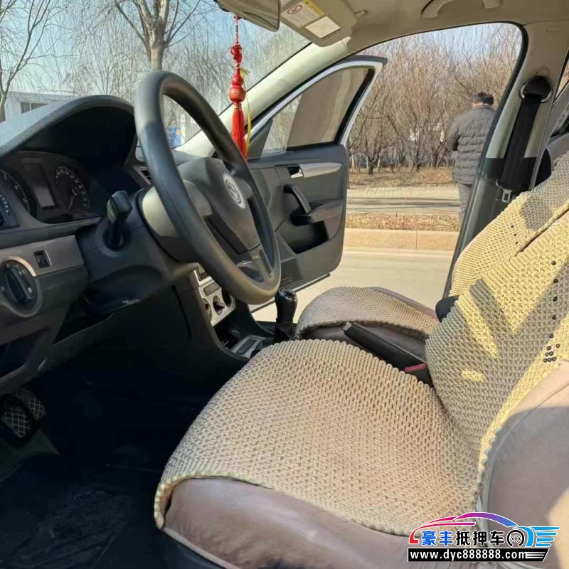 16年大众朗行轿车抵押车出售