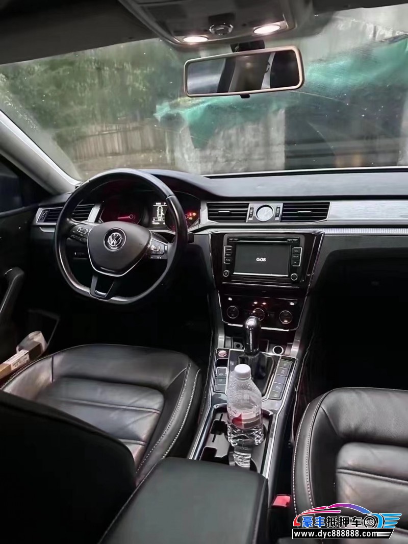 18年大众帕萨特轿车抵押车出售