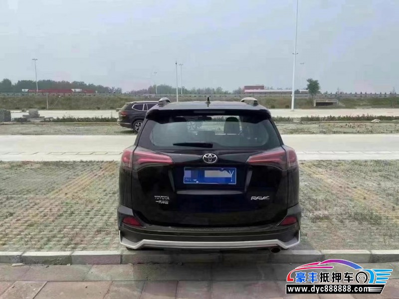 19年丰田RAV4轿车抵押车出售