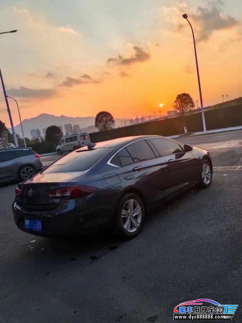 20年别克君威轿车抵押车出售