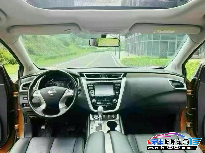 17年日产楼兰轿车抵押车出售