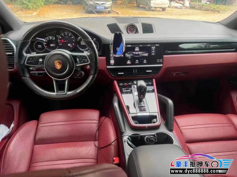 20年保时捷卡宴轿车抵押车出售