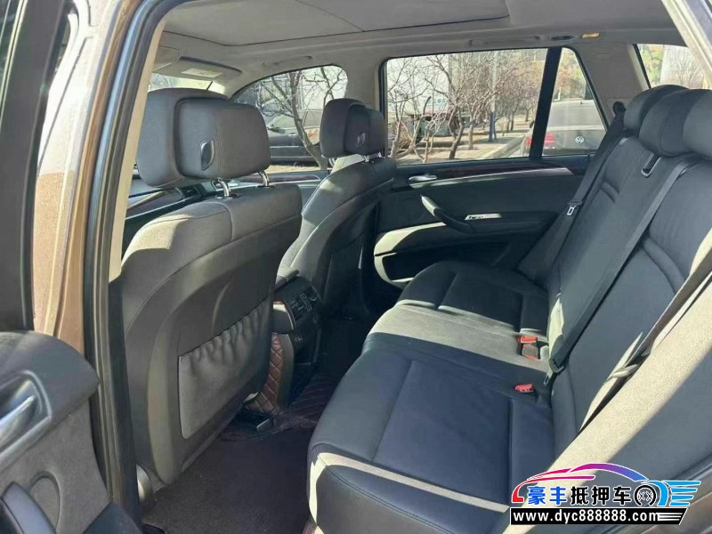 13年宝马X5轿车抵押车出售