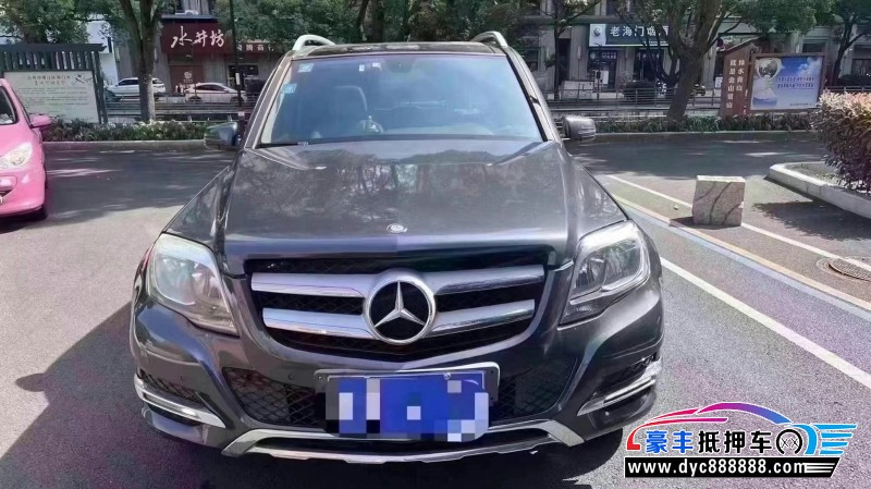 14年奔驰GLK轿车抵押车出售