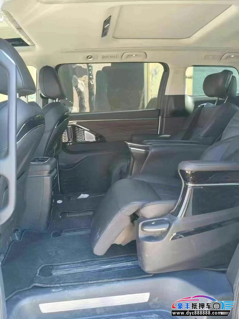 24年传祺M8轿车抵押车出售