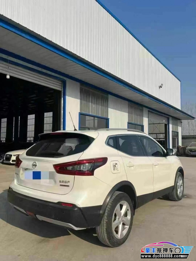 20年日产逍客轿车抵押车出售