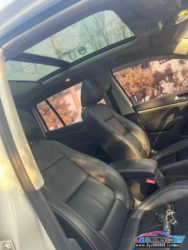 18年大众途观轿车抵押车出售