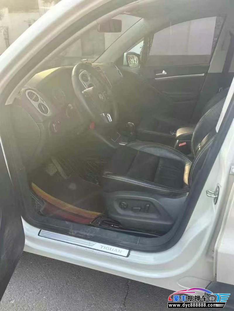 18年大众途观轿车抵押车出售