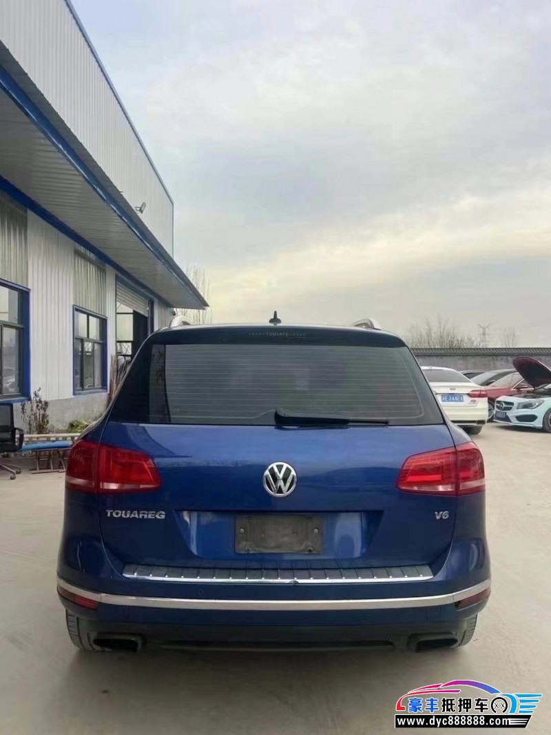 18年大众途锐轿车抵押车出售