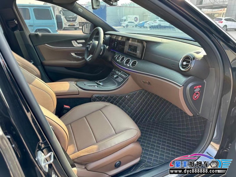 23年奔驰E轿车抵押车出售