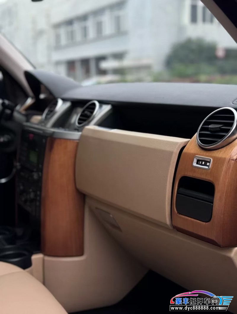 08年路虎发现3轿车抵押车出售