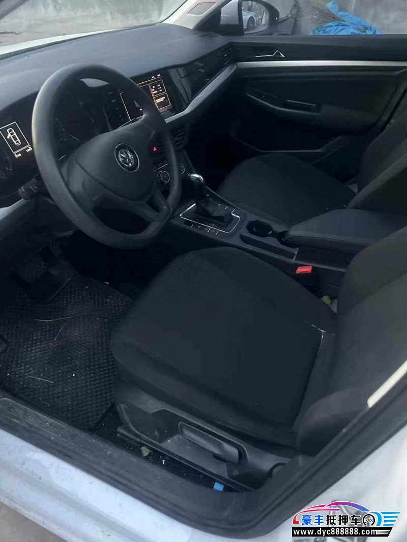 21年大众宝来轿车抵押车出售