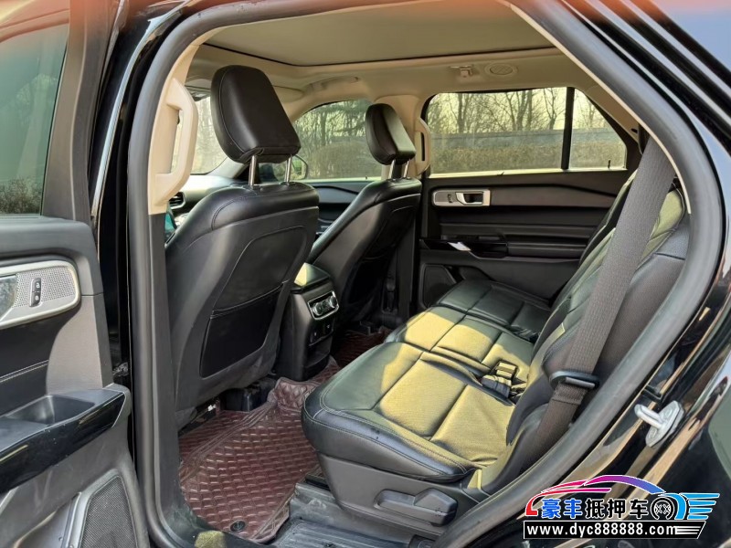 21年福特探险者轿车抵押车出售